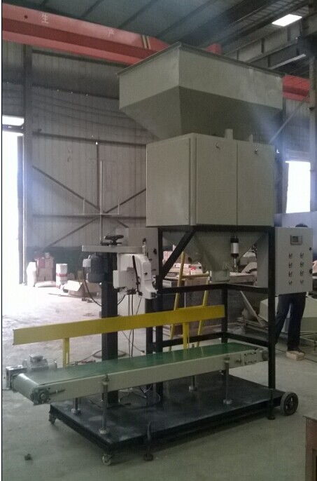 稱(chēng)重包裝秤圖片源頭直供廠家 耐火材料行業(yè)的精準(zhǔn)守護(hù)者